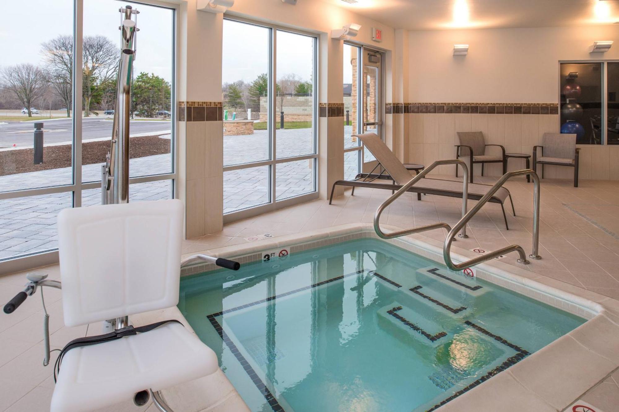 Courtyard By Marriott Detroit Farmington Hotel Farmington Hills Ngoại thất bức ảnh