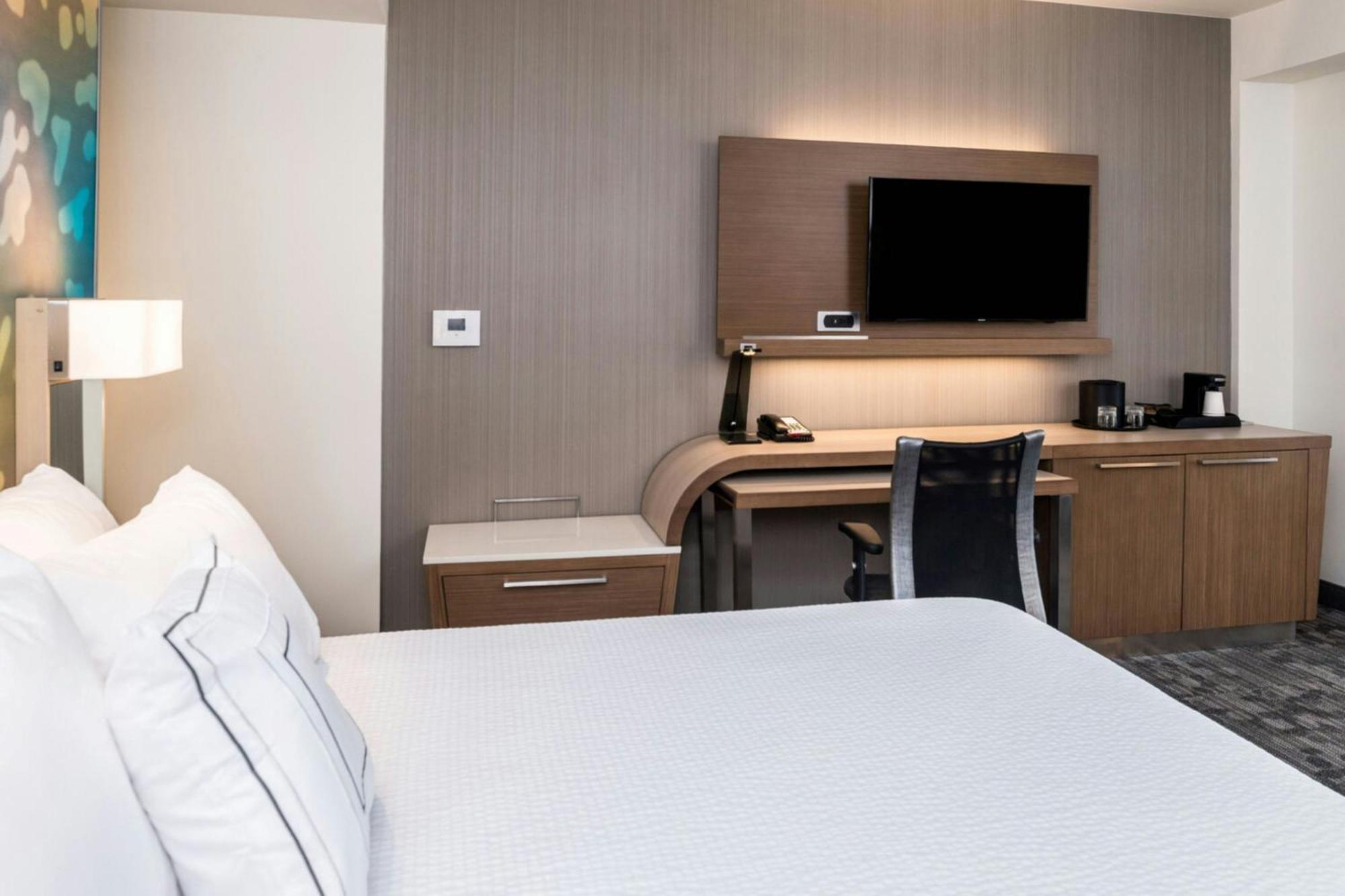 Courtyard By Marriott Detroit Farmington Hotel Farmington Hills Ngoại thất bức ảnh