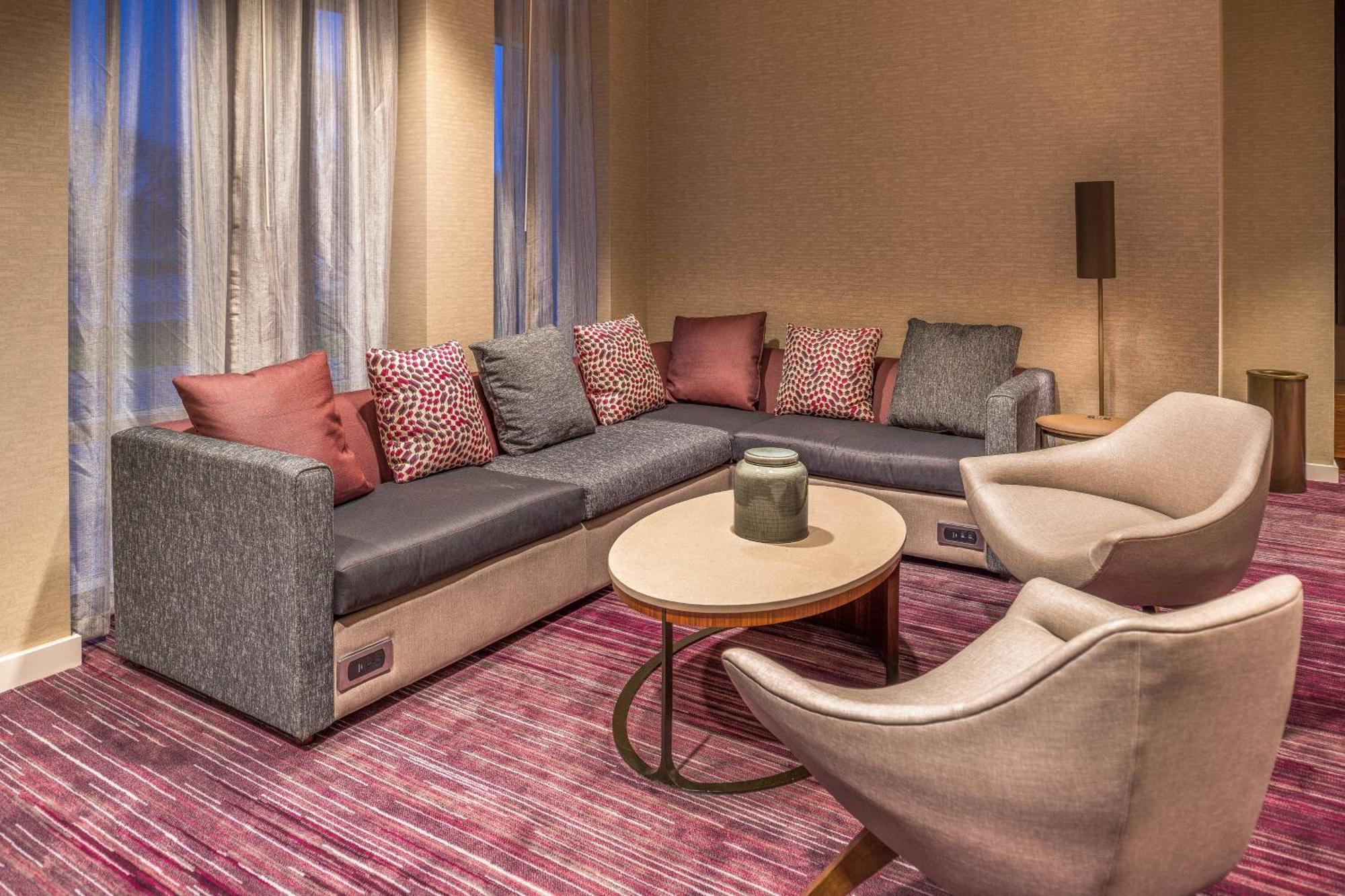 Courtyard By Marriott Detroit Farmington Hotel Farmington Hills Ngoại thất bức ảnh